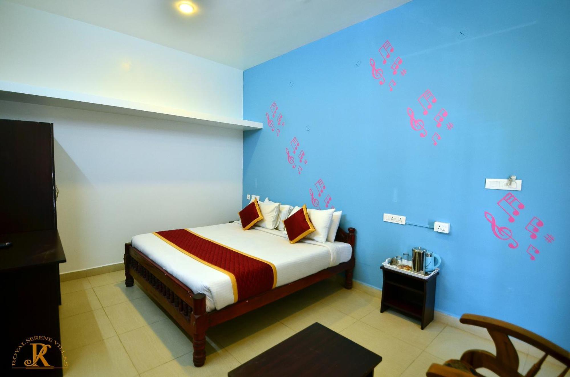 Royal Serene Villas Уті Екстер'єр фото
