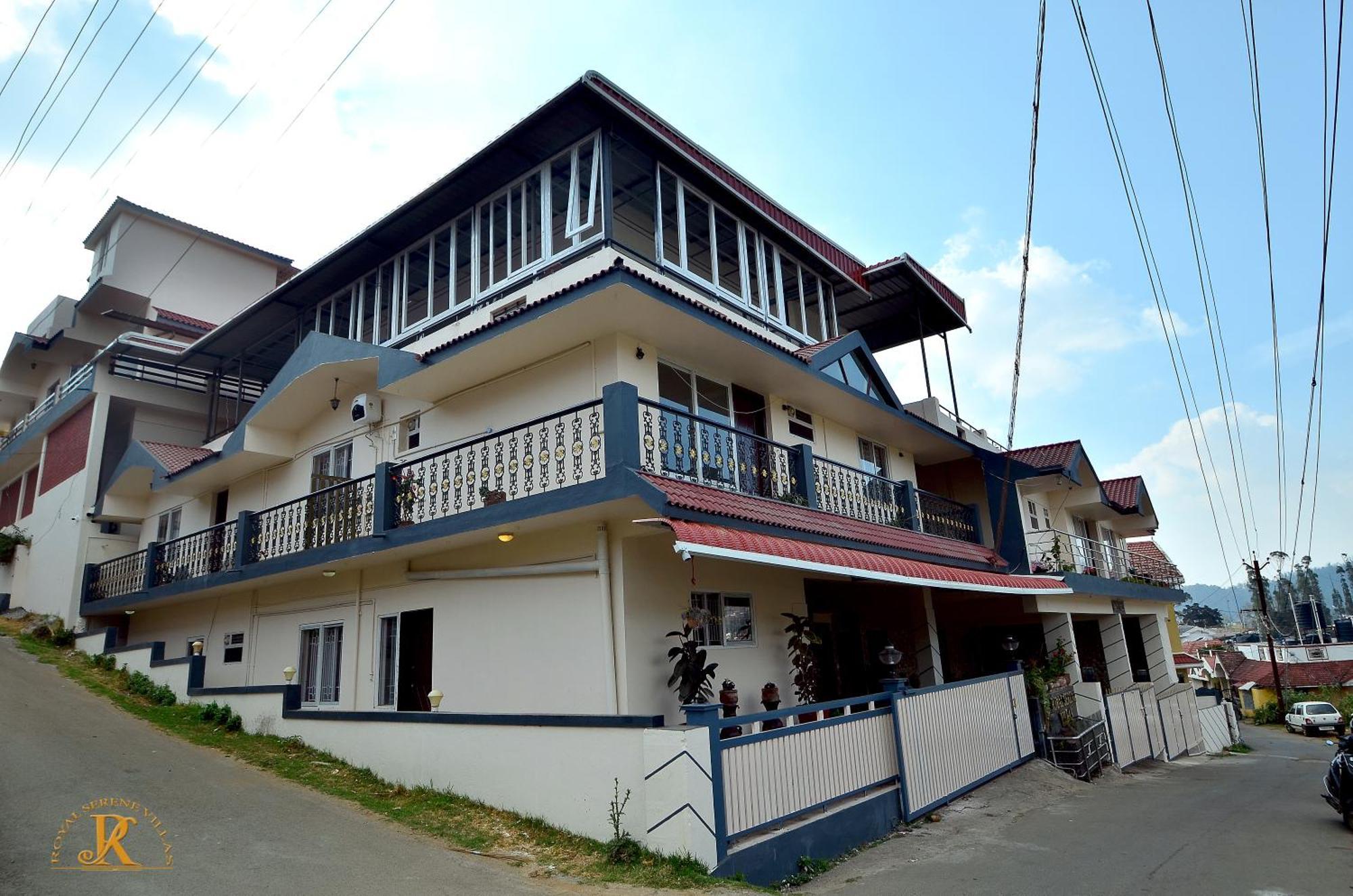 Royal Serene Villas Уті Екстер'єр фото