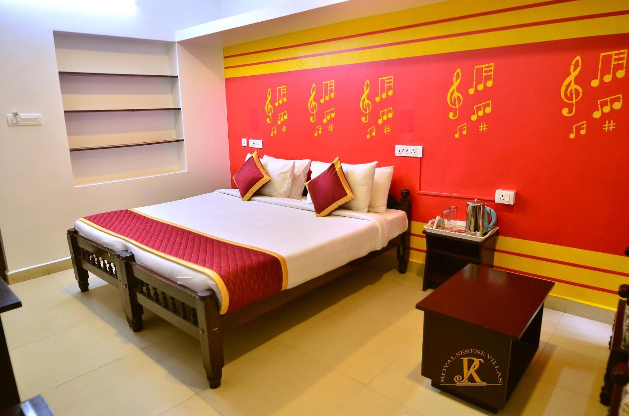 Royal Serene Villas Уті Екстер'єр фото